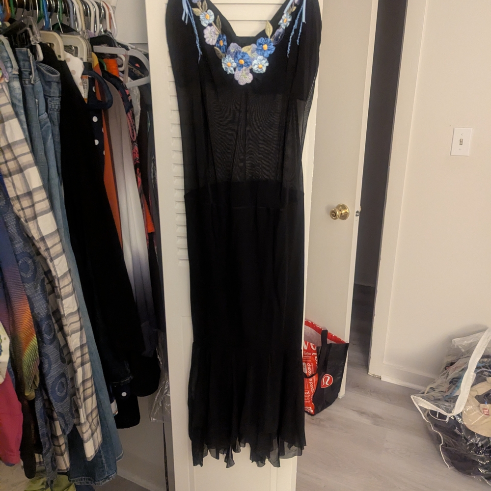 Black Midi Dress w/Floral Embroidery by Ema Savahl. Size 2 Sheer black panel.